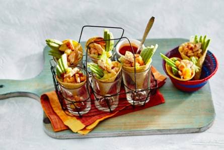 Tacocones met kip en ananas