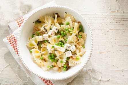 Frisse pasta met erwten & kaas
