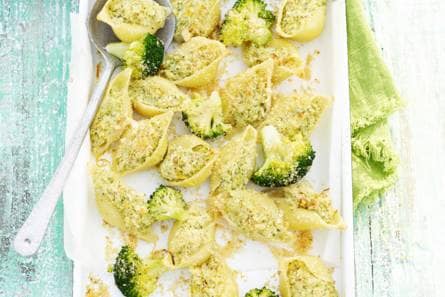 Gevulde pasta met broccoli & geitenkaas