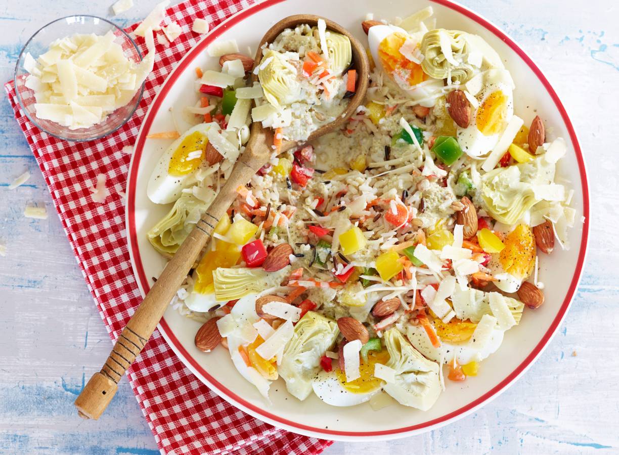 Rijstsalade met kaassnippers