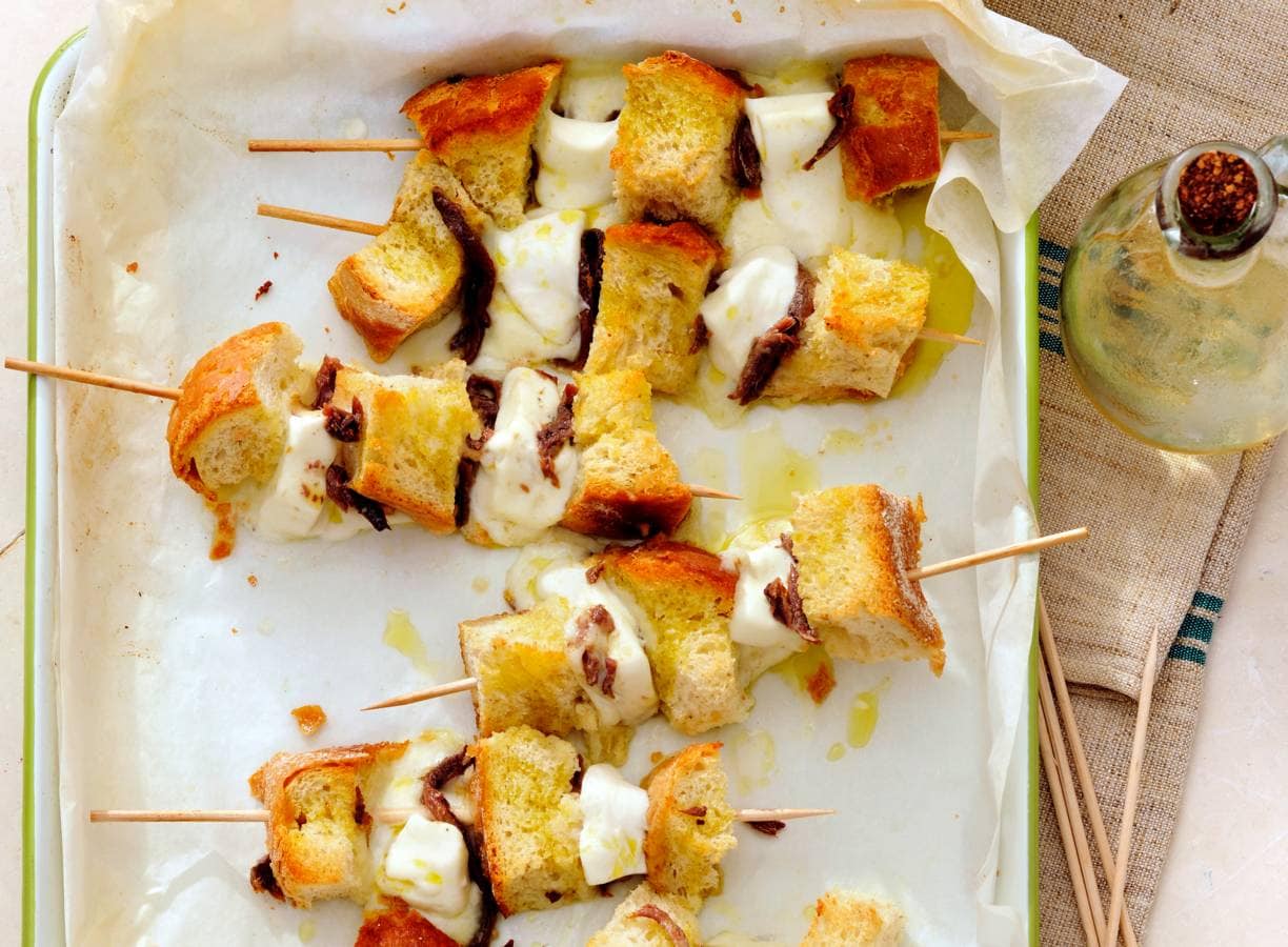 Sophia Loren's spiesjes met mozzarella en ansjovis