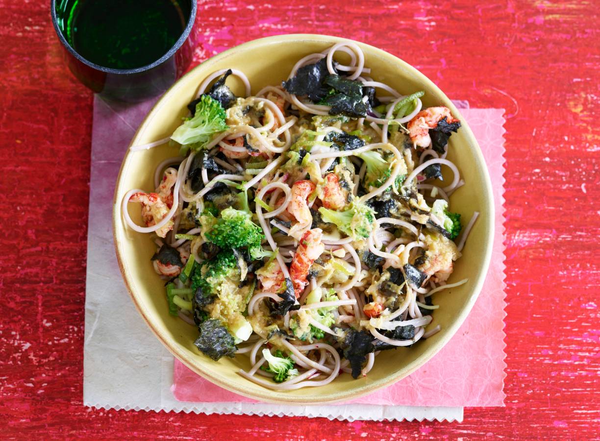 Noedelsalade met misodressing