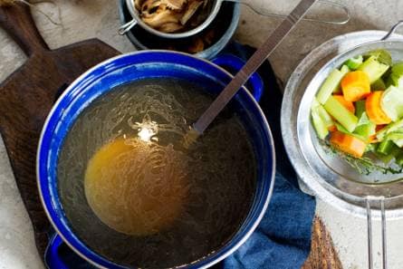 Basisrecept kippenbouillon