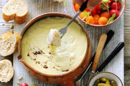 Zelfgemaakte kaasfondue met truffel