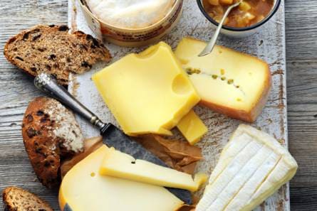 Kaasplank met 5 spice-perenjam