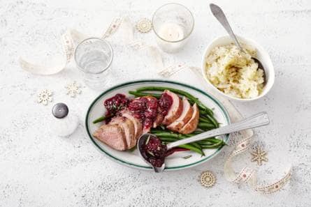 Gebakken reefilet met bramen-rozemarijnjus & aardperenpuree