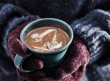 Koud hè? Deze kruidige hot choco is hartverwarmend! 