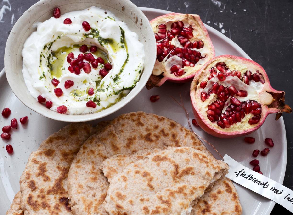 Flatbreads met yoghurtdip