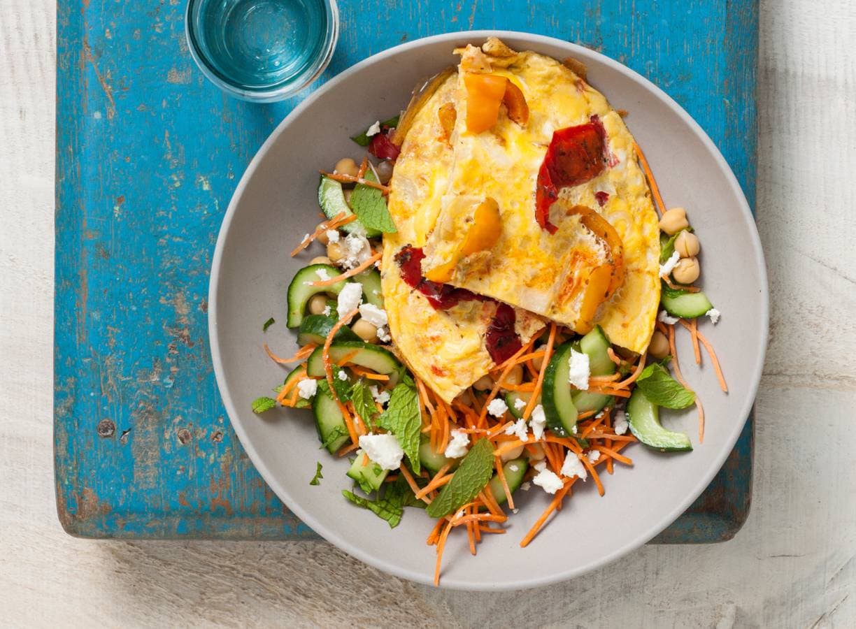 Paprikaomelet met salade