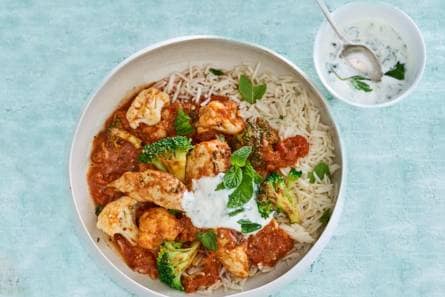 Curry met kip en muntyoghurt