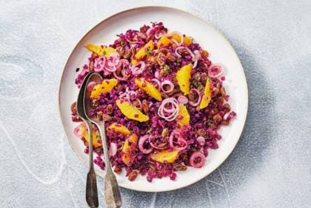 Rodekoolsalade met sinaasappel