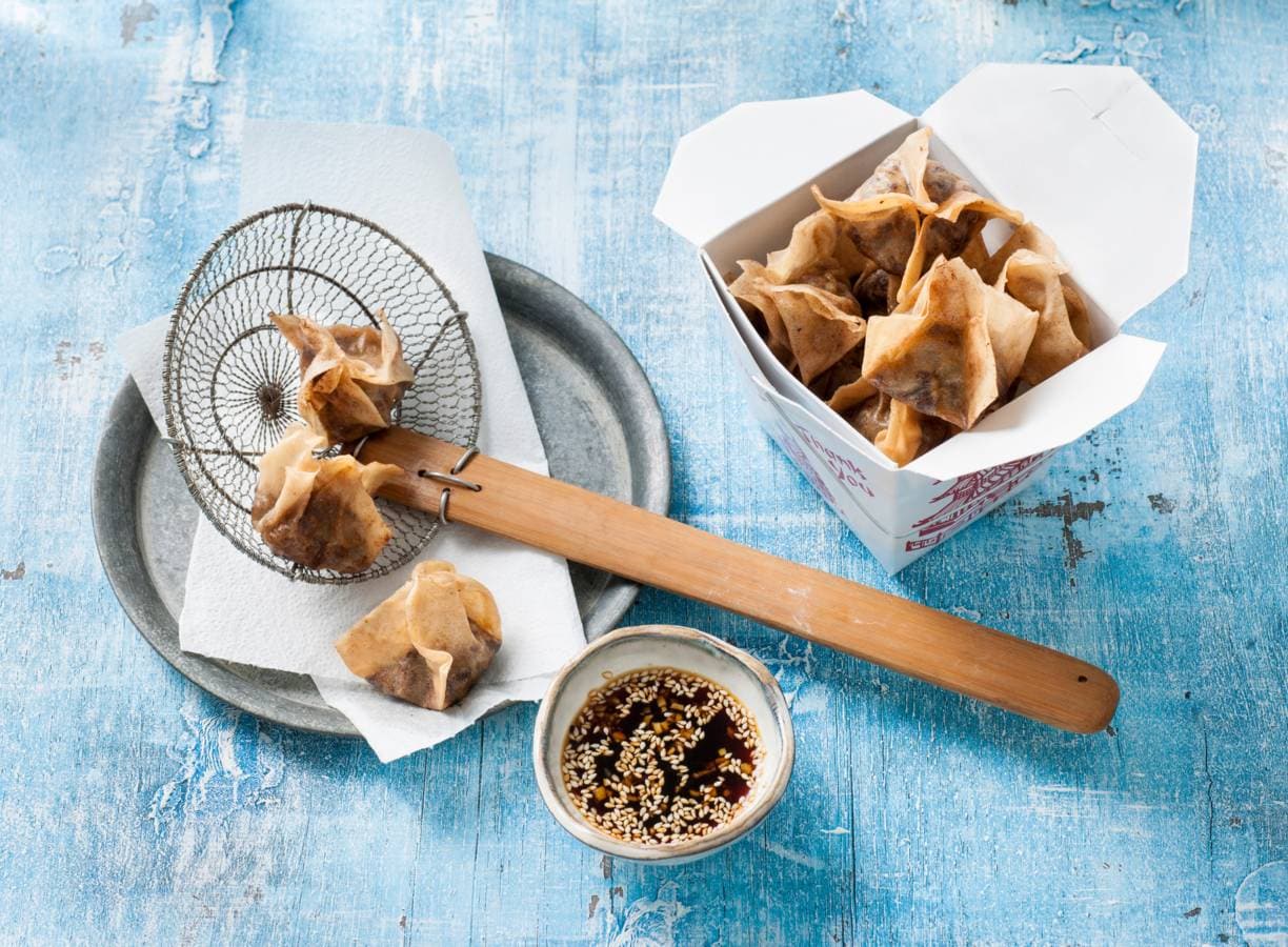 Wontons met hoisineend en sojadip