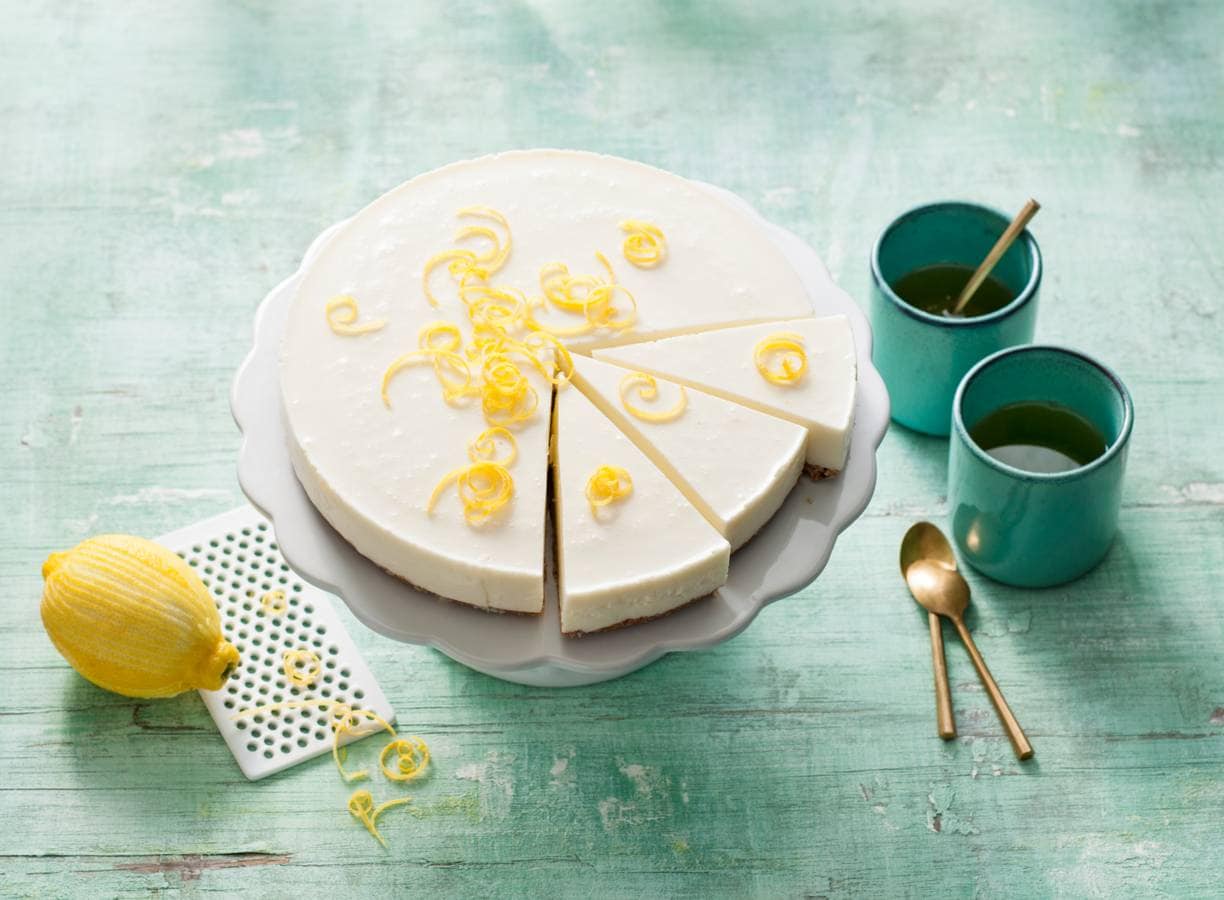Limoncello-kwarktaart met cantuccinibodem
