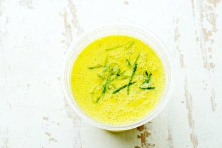 Rijstmelksmoothie met vanille, mango en limoen