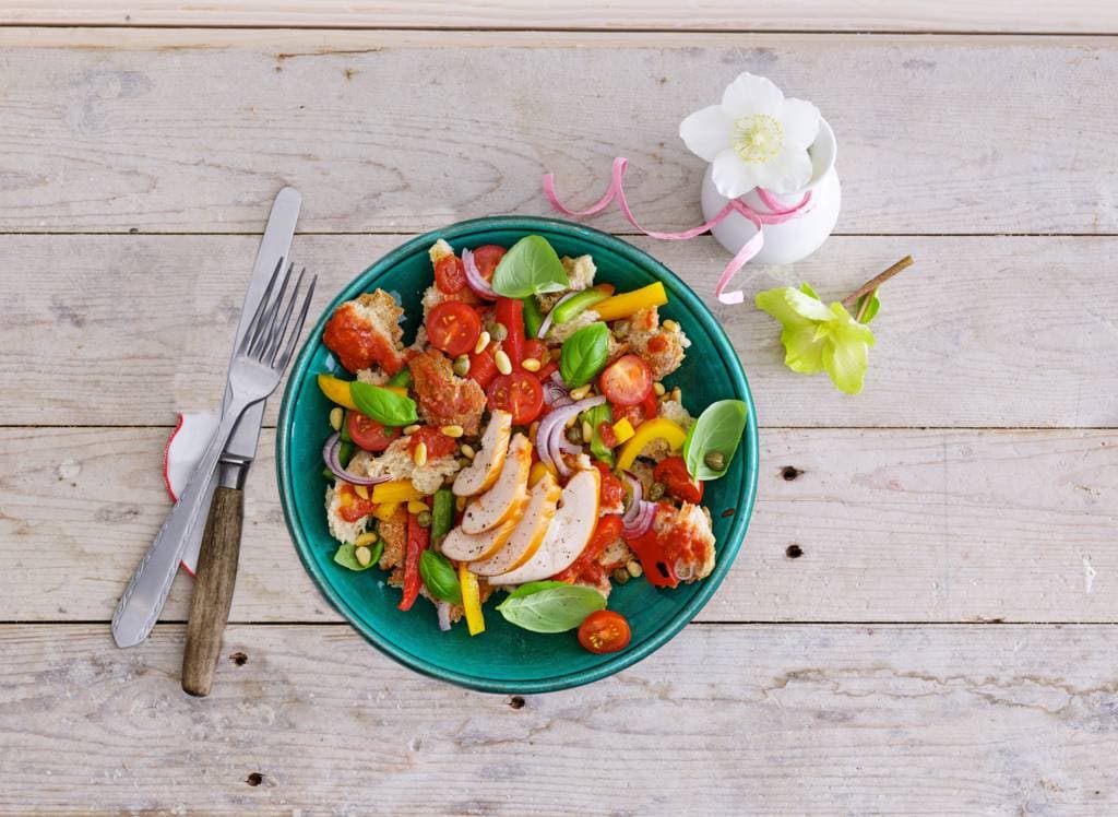 Kun je panzanella van tevoren maken?