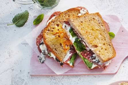 Tosti truffel-salami