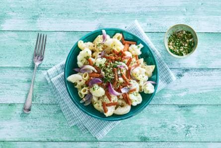 Pasta met bloemkool en knapperige pangrattato