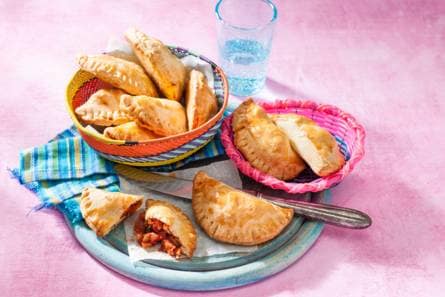 Empanadas met kip en abrikozen