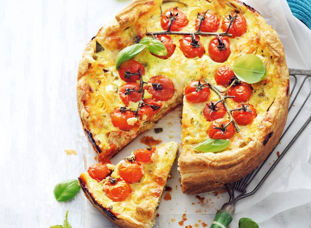 Kruidenquiche met geitenkaas en chorizo