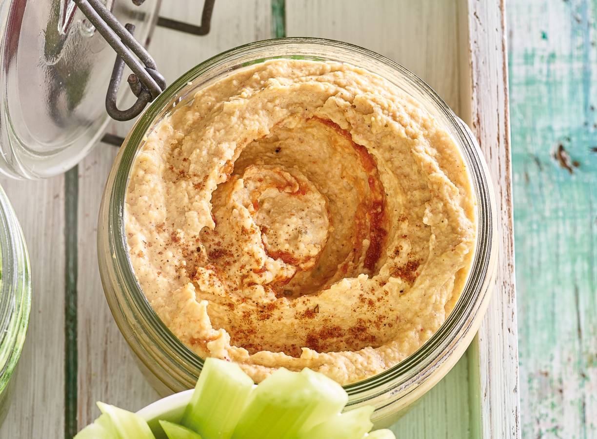 Pittige harissahummus