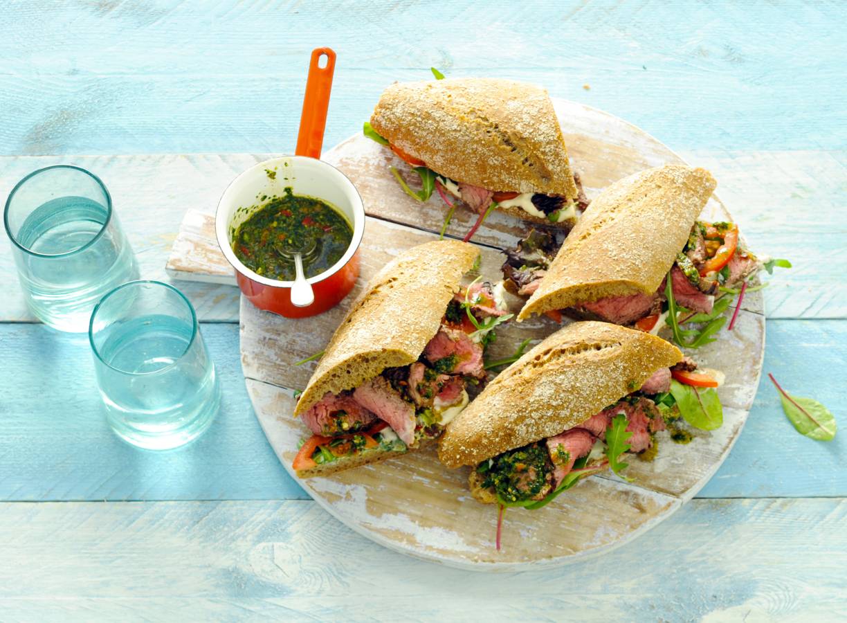 Steakstokbrood met chimichurri