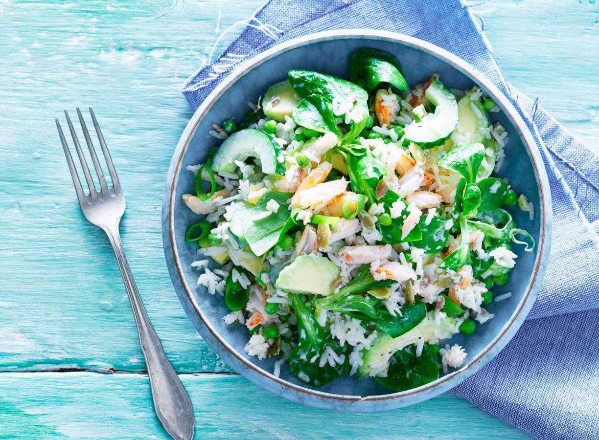 Aziatische rijstsalade met krab