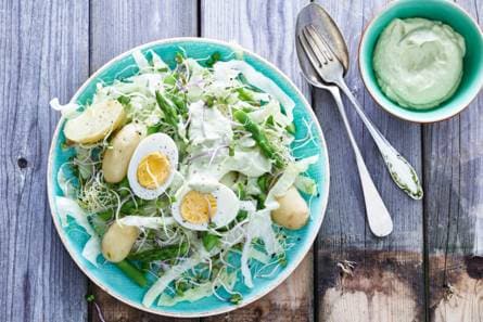 Maaltijdsalade met avocadomayo