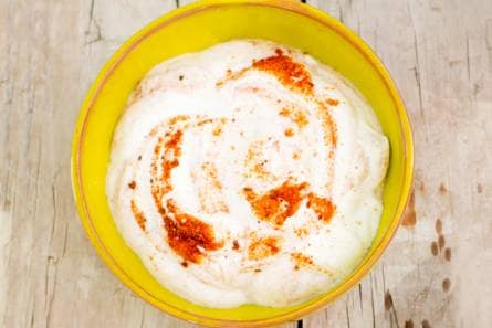 Yoghurtmarinade met baharat