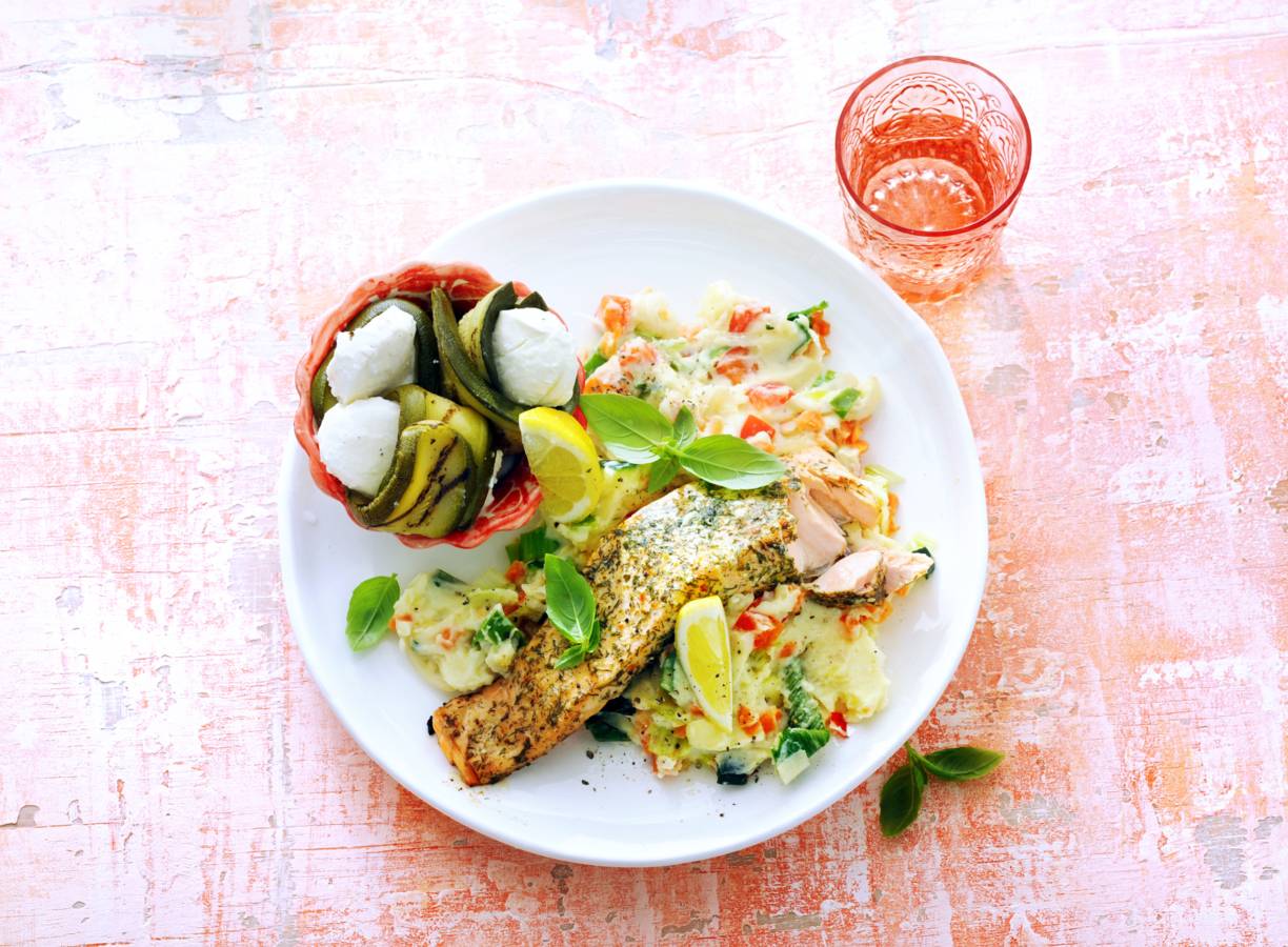 Italiaanse stamp met zalmfilet
