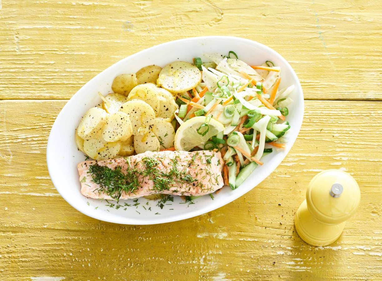 Gebakken zalm met frisse venkelsalade