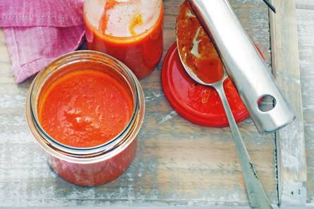 Eenvoudige tomatensaus