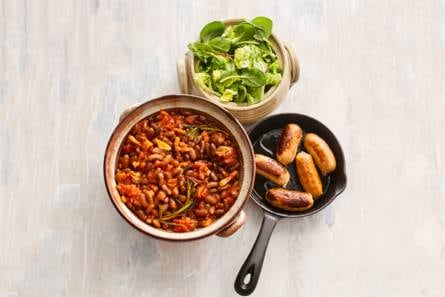 Bruine bonen met spek in tomatensaus