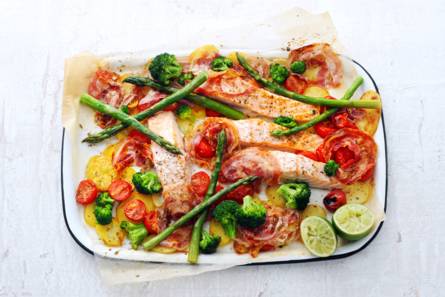 Miljuschka Witzenhausens zalm met aardappelen en groenten op 1 plaat