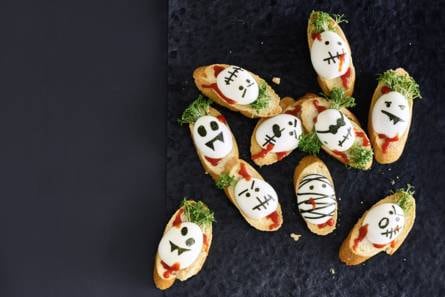 Stokbrood met griezeleitjes