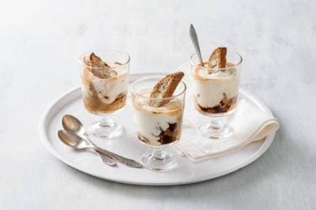 Tiramisu met cantuccini en karamelsaus