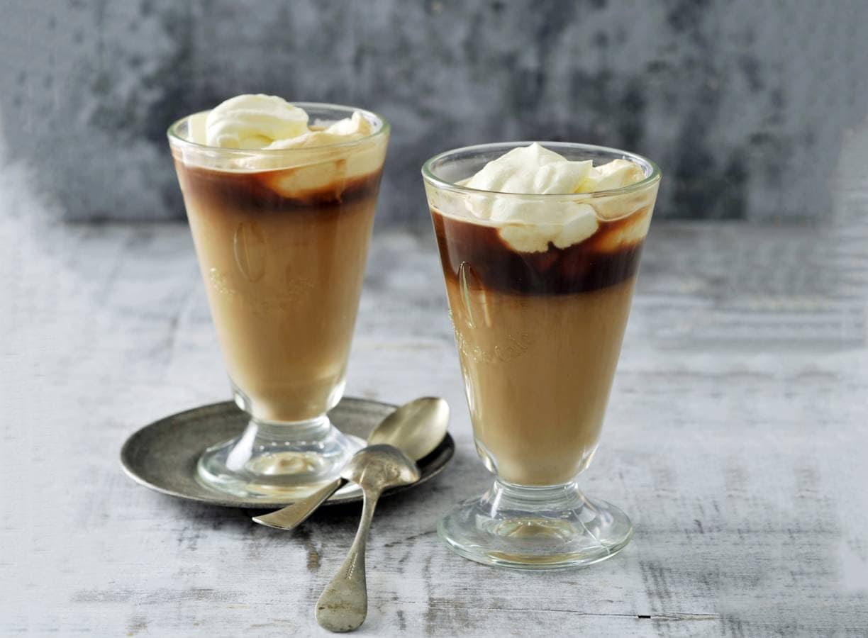 Speciale koffie met amandellikorette