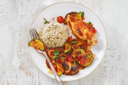 Mediterrane ratatouille met malse kip en rijst