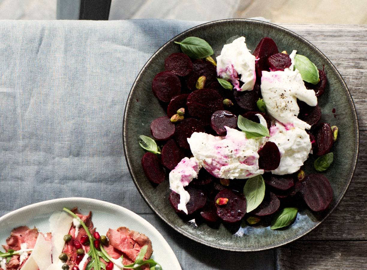 Babybietjes met burrata en pistachenoten