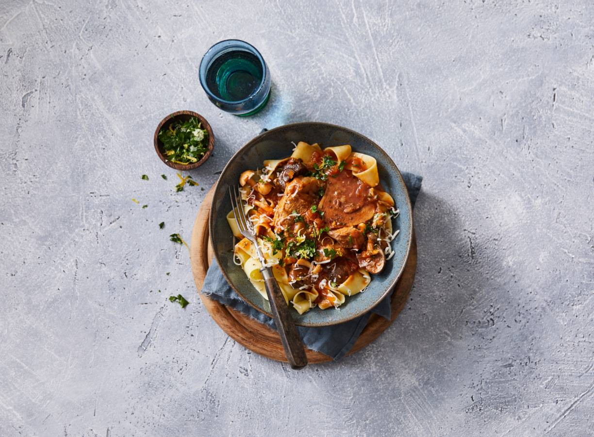 Italiaanse gestoofde kalfsschenkel