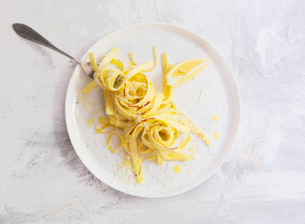 Tagliatelle met saffraan, citroen & parmazaan