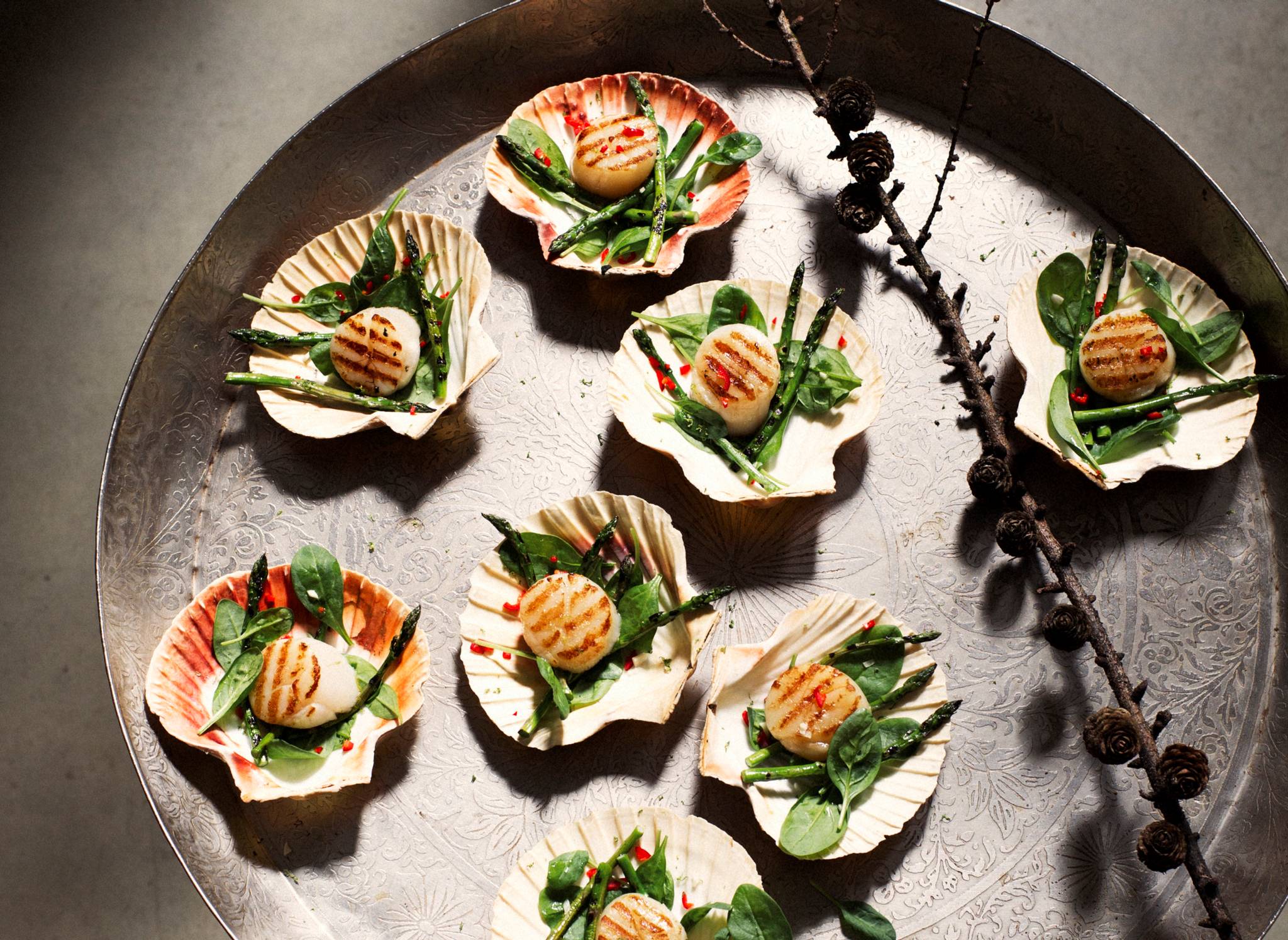 Coquilles Met Asperge Babyspinazie Recept Allerhande Albert Heijn