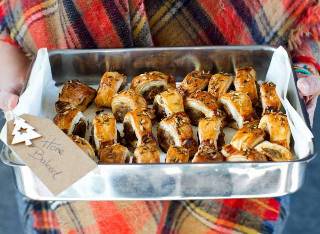 Zelfgemaakte saucijzenbroodjes
