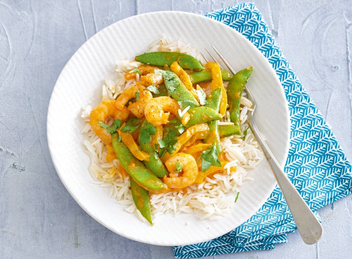 Rode garnalencurry met sugarsnaps