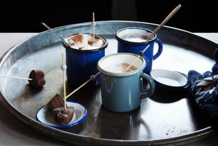 Zelfgemaakte chocolademelk
