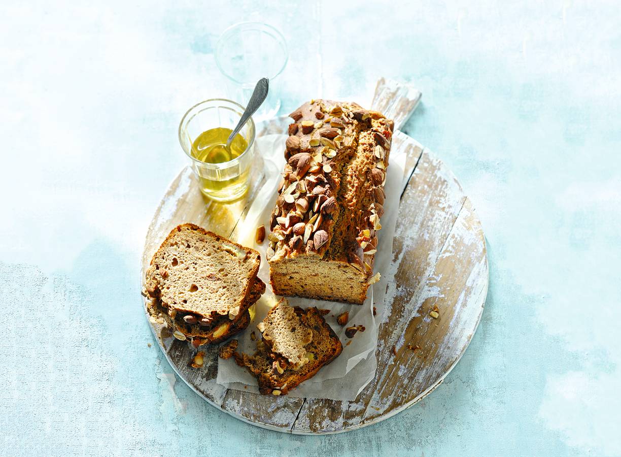 Biologische amandelcake met banaan & citroen