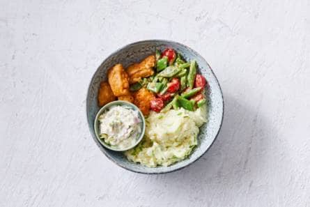Aardappelpuree met bieslook, snijbonen, kibbeling en ravigottesaus