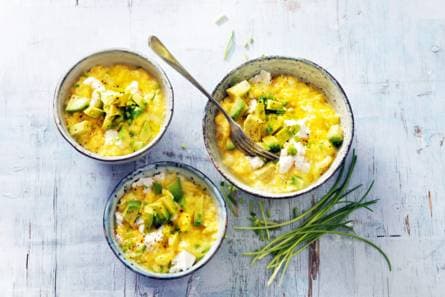 Roerei met avocado en geitenkaas van Denise Kortlever