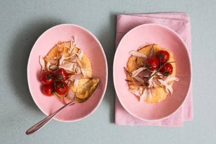 Parmezaanpolenta met pulled chicken