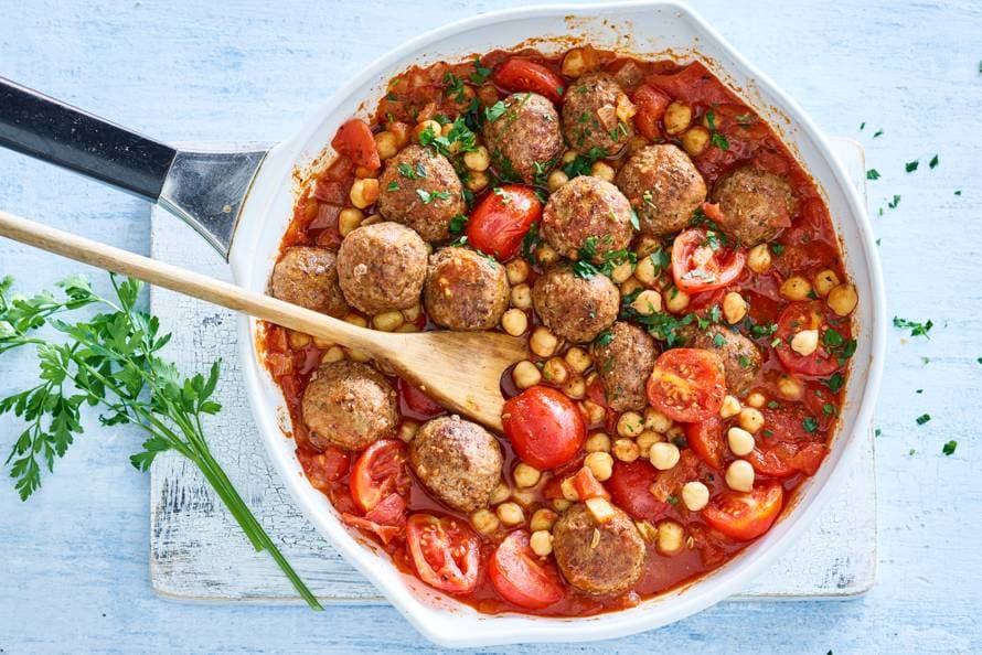 Snelle Spaanse Tomatenstoof Met Gehaktballetjes - Recept - Allerhande - Albert Heijnhide-image