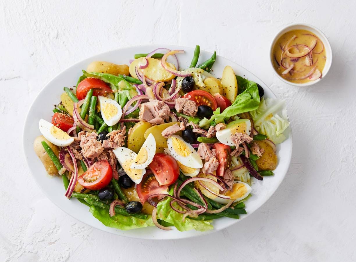 Niçoise met krieltjes en tonijn